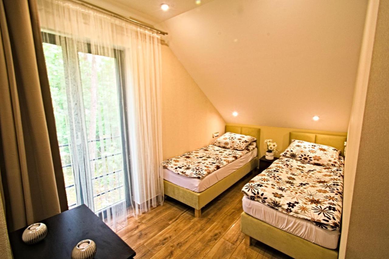 Daisy - Sunny Flowers Apartments Łukęcin エクステリア 写真