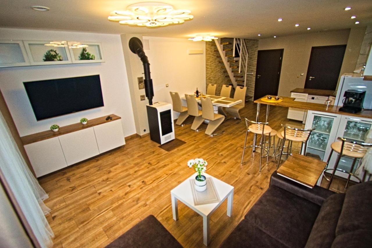 Daisy - Sunny Flowers Apartments Łukęcin エクステリア 写真