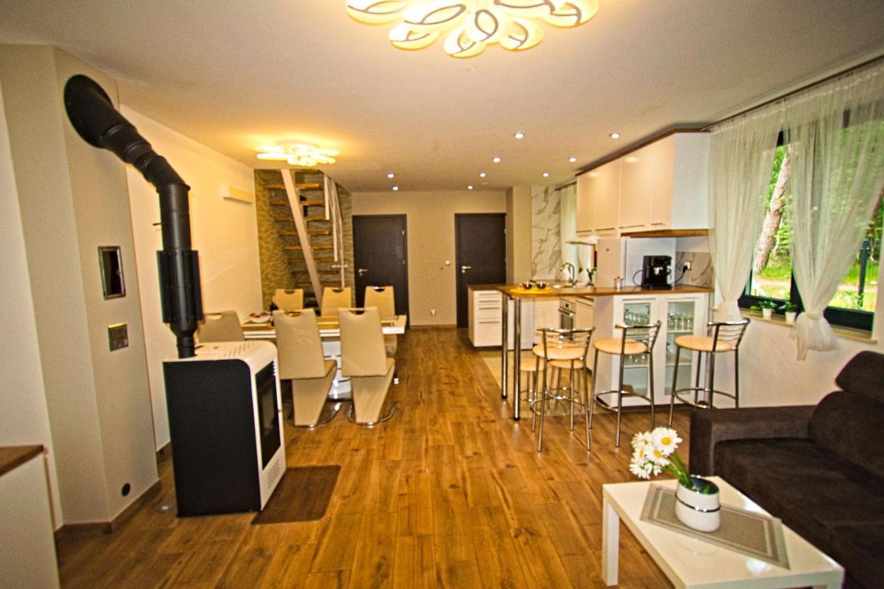 Daisy - Sunny Flowers Apartments Łukęcin エクステリア 写真
